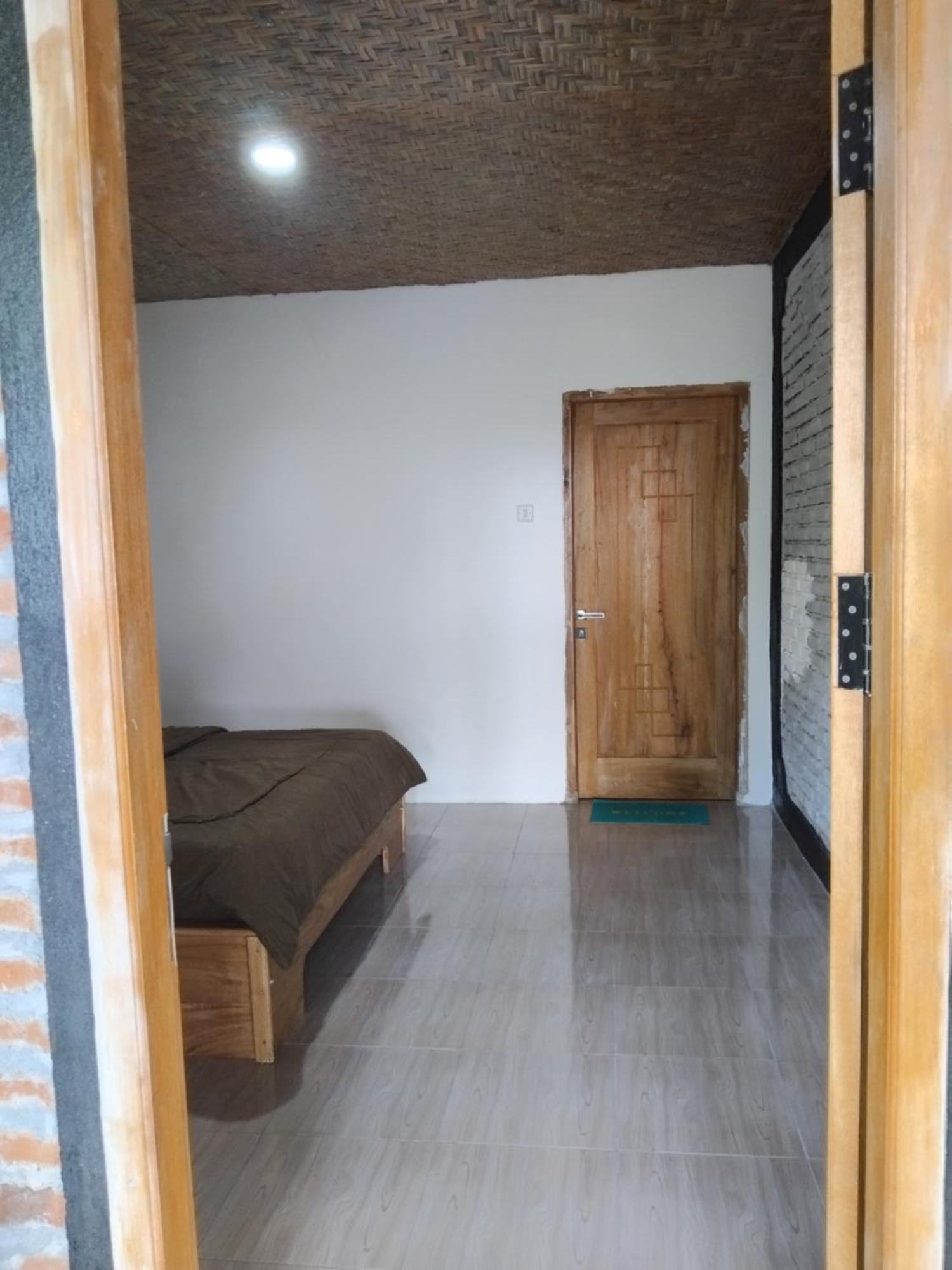 Tereng Wilis Bungalows Tetebatu Room photo
